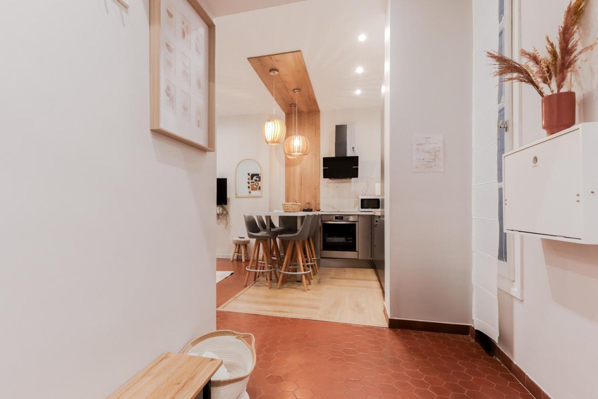 Nomade - Vieux - 2 - Wifi - Ac - 5 Min Des Plages - 30 Min De Cannes Et Monaco Apartment Nizza